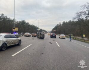 Новини України - Під Києвом сталась масштабна ДТП за участі кількох авто