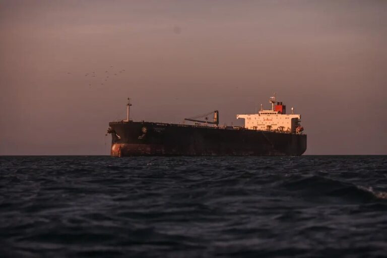 Погрози Трампа: Венесуела вивела в море військові кораблі