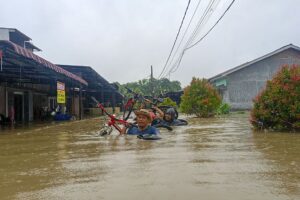 Новини світу - Повені в Індонезії: кількість загиблих перевищила 600 осіб