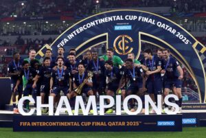 Новини спорту - ПСЖ став третім серед команд, що завоювали шість трофеїв за рік