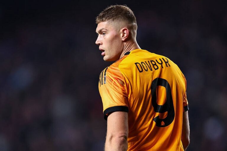 Рома може попрощатися з Довбиком – інсайдер