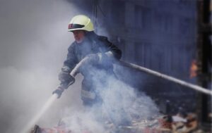 Росіяни атакували одну з найжвавіших трас Харкова