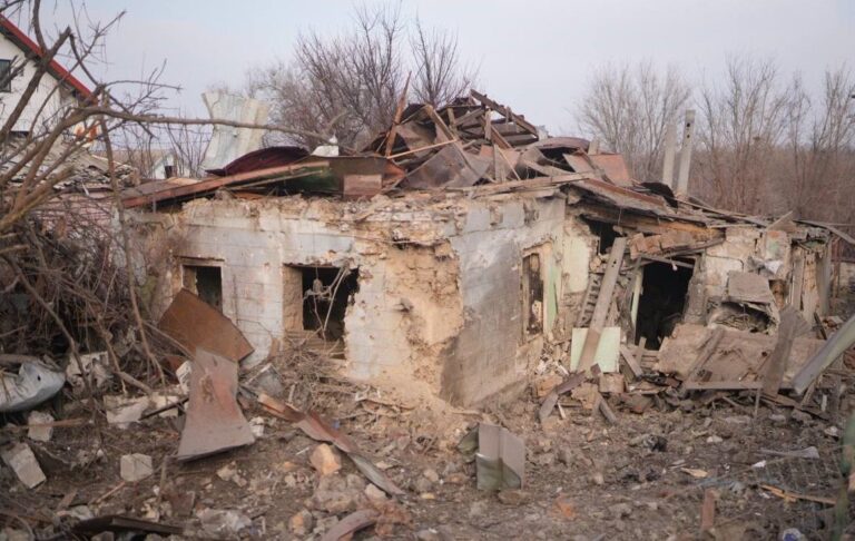 Росіяни вдарили по Запоріжжю: зруйновано будинки
