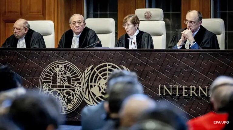 Світ навиворіт: РФ звинувачує Україну у геноциді, коли сама винна