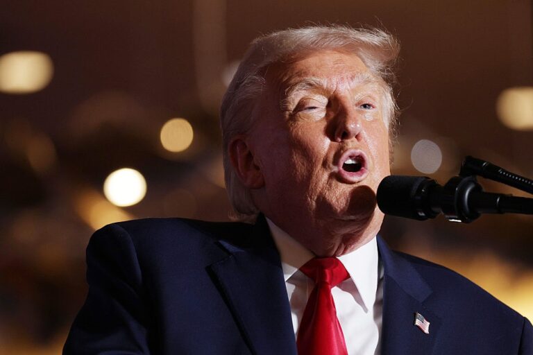 Трамп заявив, що “відмінно” склав третій когнітивний тест