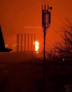 Новини світу - У Туапсе БпЛА спричинили пожежу на нафтобазі - ЗМІ