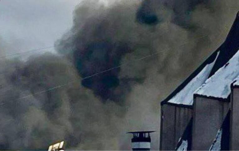 Удар по Запоріжжю: в місті спалахнули пожежі