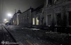 Новини України - Укрзалізниця попередила про затримку низки поїздів