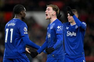 Новини спорту - Вечір АПЛ для українців: успіх Евертона Миколенка і нічия Челсі