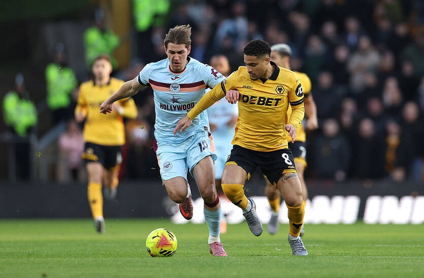 Ярмолюк допоміг Брентфорду обіграти Вулвергемптон