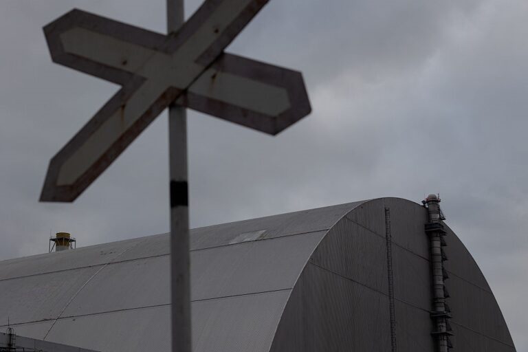 Захисному саркофагу ЧАЕС загрожує обвал