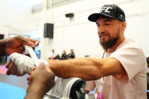 Амосов поділився деталями підготовки разом з Усиком