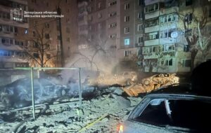 Атака на Запоріжжя: пошкоджено 12 будинків та десятки авто