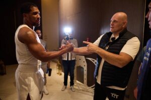 Новини спорту - Батько Ф&rsquo;юрі відводить особливе місце скорботі у трагедії, яку бачив Джошуа