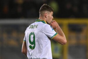 Новини спорту - Довбик виклався на повну в матчі з Лечче і знову травмований