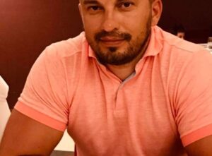 Елітне життя на службовому пальному прокурора Дмитра Вербицького запідозрили у приховуванні статків