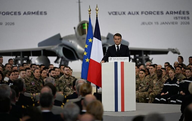 Франція відправила в Гренландію військовий контингент