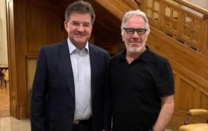 “Гарні дівчата в Києві”: ЗМІ дізналися деталі скандалу з радником Фіцо