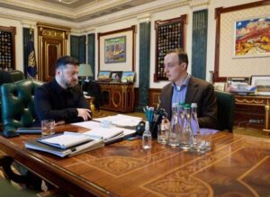 Кар’єра на держслужбі та золота нерухомість як збагатилася родина уповноваженого з питань санкцій Власюка