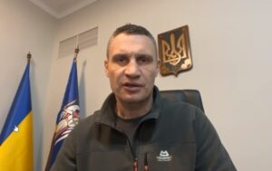 Кличко знову закликав жителів Києва виїхати з міста