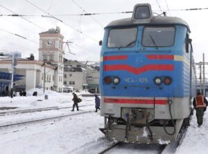 Новини України - Масштабні знеструмлення: УЗ перевела потяги на резервну теплотягу