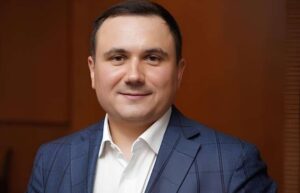 Мільйонні дірки в деклараціях як депутат Київради Бровченко системно приховує статки та занижує вартість майна