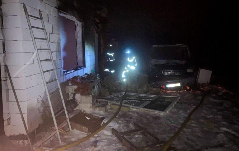 На Київщині стався вибух у будинку, потраждали діти