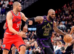 НБА: Кліпперс виграли дербі Лос-Анджелеса