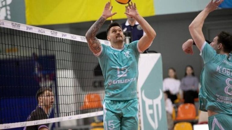 Перший матч у Кубку виклику з ПАОКом чемпіони України програли