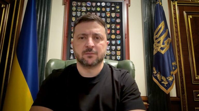 Президент анонсував зміну міністра оборони