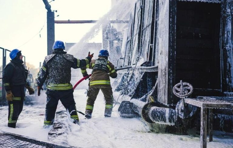 Росія зруйнувала ракетами енергооб’єкт у Харкові