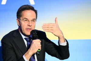 Рютте пообіцяв сприяти необхідній допомозі для України