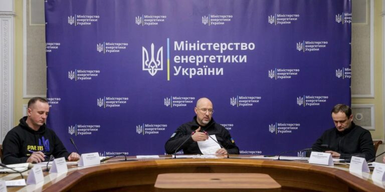 Шмигаль розповів про допомогу Києву та області в поверненні світла й тепла