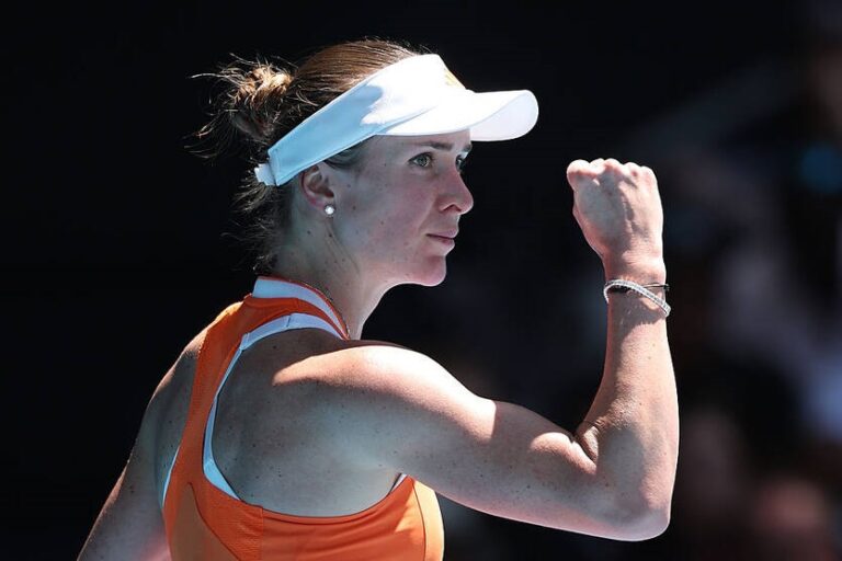 Світоліна розпочала Australian Open з перемоги над Букшею