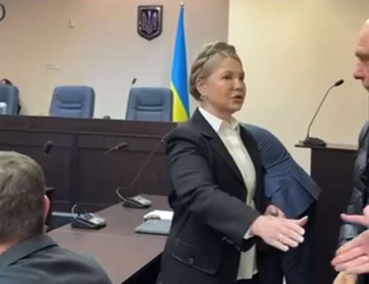 Телефони, записи та готівка прокурори вимагають арешту особистого майна Юлії Тимошенко