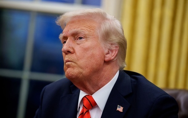 Трамп: До Ірану прямує велика флотилія “про всяк випадок”