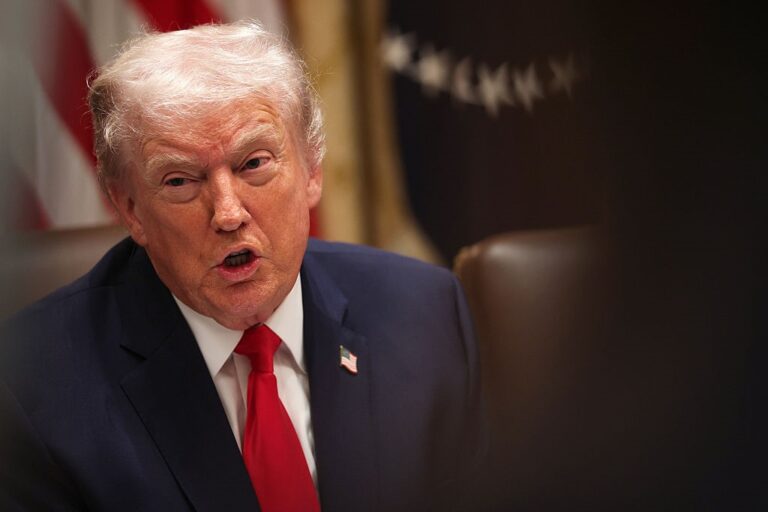 Трамп подав позов до власного уряду через витік податкових декларацій