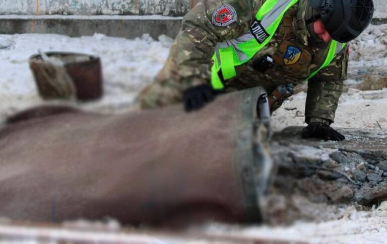 У Зеленського зробили заяву щодо ракет і дронів РФ