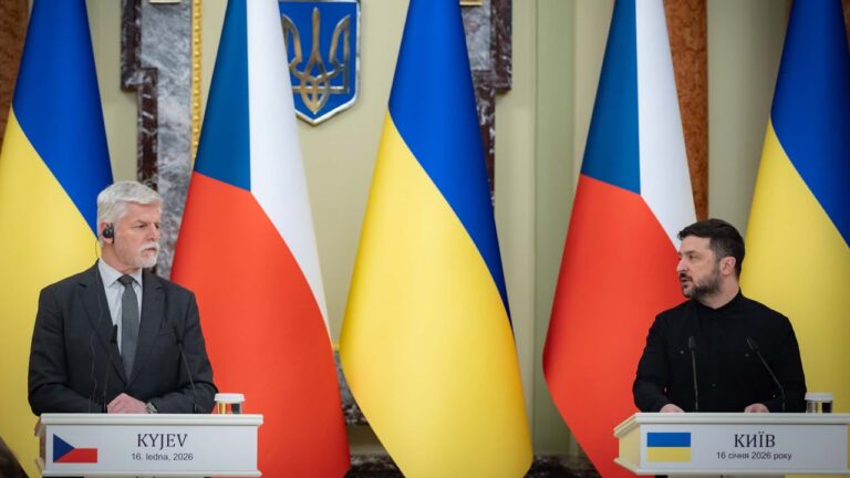 Спілкування Володимира Зеленського і Петра Павела з медіа