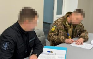 Новини України - В Миколаєві офіцера ТЦК підозрюють у побитті військовозобов'язаних