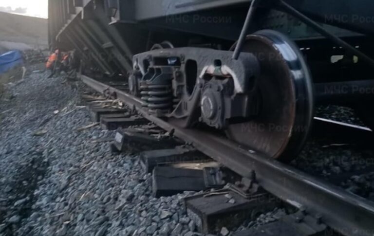 В Росії 35 вагонів зійшли з рейок