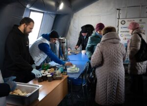 В Україні розгорнуть мобільні кухні та пункти зі спальними місцями