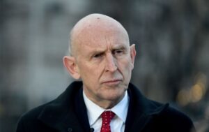 Затримання російського танкера: відомо, яка країна допомагала Франції