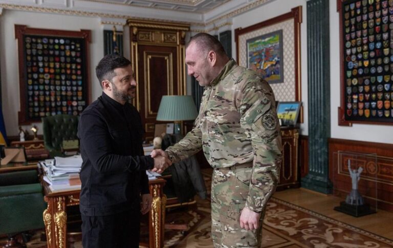 Зеленський оголосив про відставку Малюка