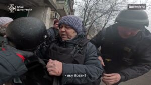 На Донеччині триває евакуація: “Фенікс” вивозить людей з Дружківки