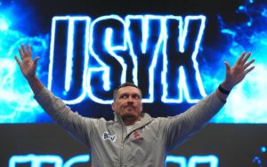 Керівник команди Усика спростував будь-які контракти з Zuffa Boxing