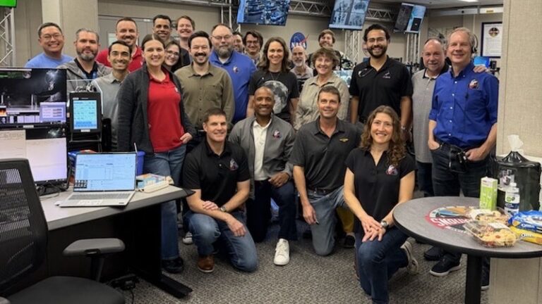 NASA визначило дату пілотованого польоту до Місяця