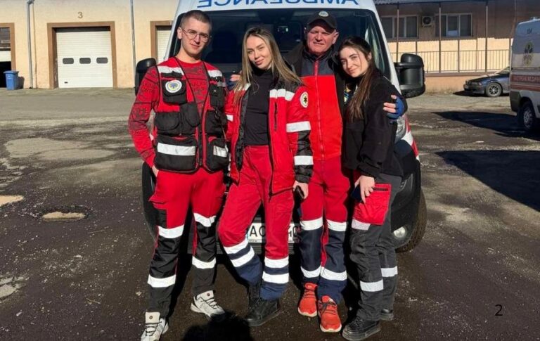 Серце зупинилося на 25 хвилин: на Закарпатті медики врятували чоловіка