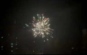 У Києві чоловік запустив салют, аби справити враження на дівчину