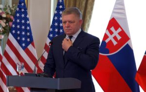 В Словаччині планують подати в прокуратуру скаргу на Фіцо